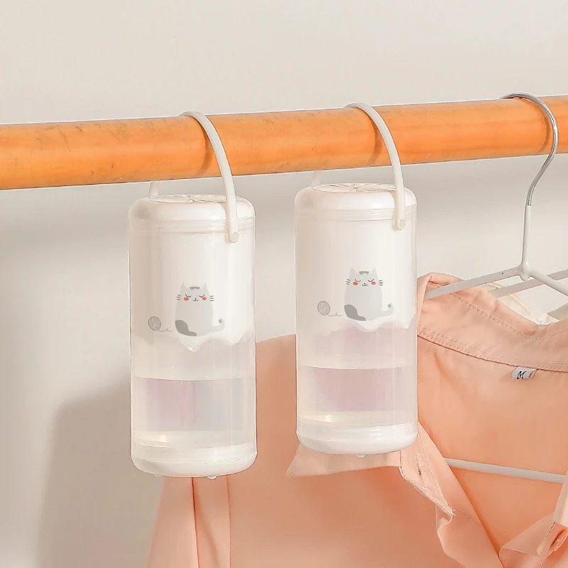 Hangable Portable Wardrobe Closet Anti Mold Hanging Moisture Absorber Desiccant Dehumidification Box