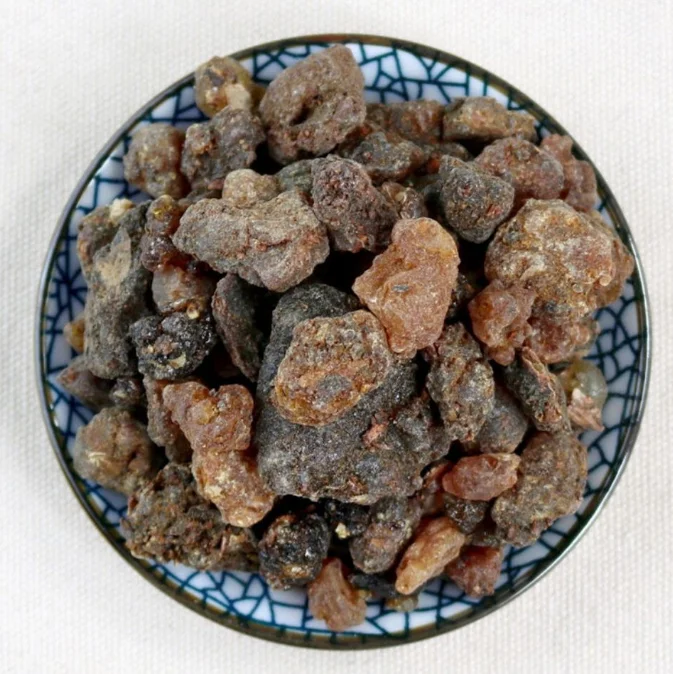 Натуральная засушенная Мирра Commiphora Myrrha Смола Mo