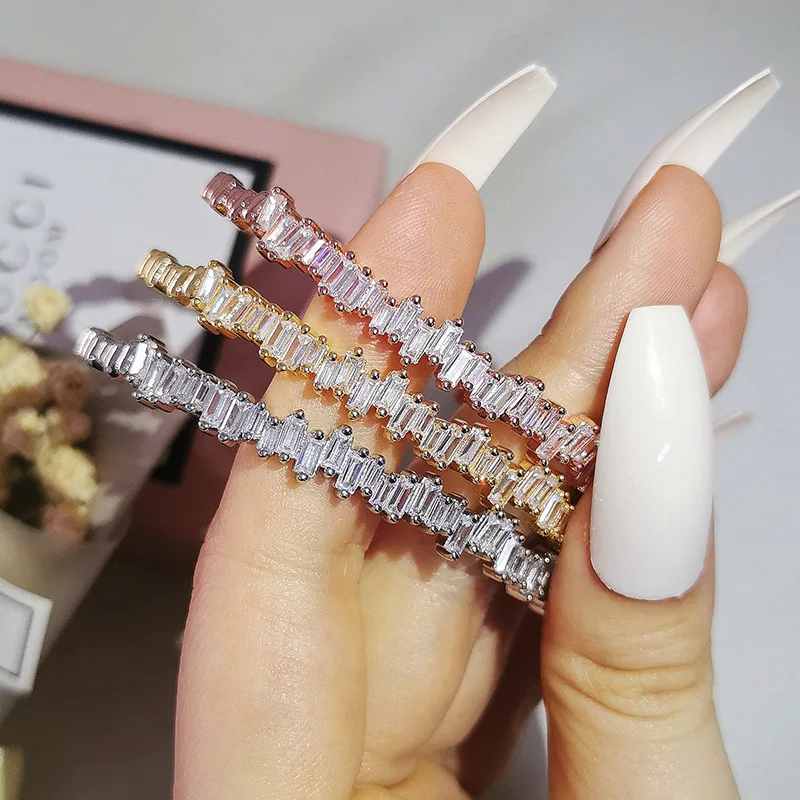 Light luxury micro-encrusted zircon ladies simple hand jewelry fashion bracelet