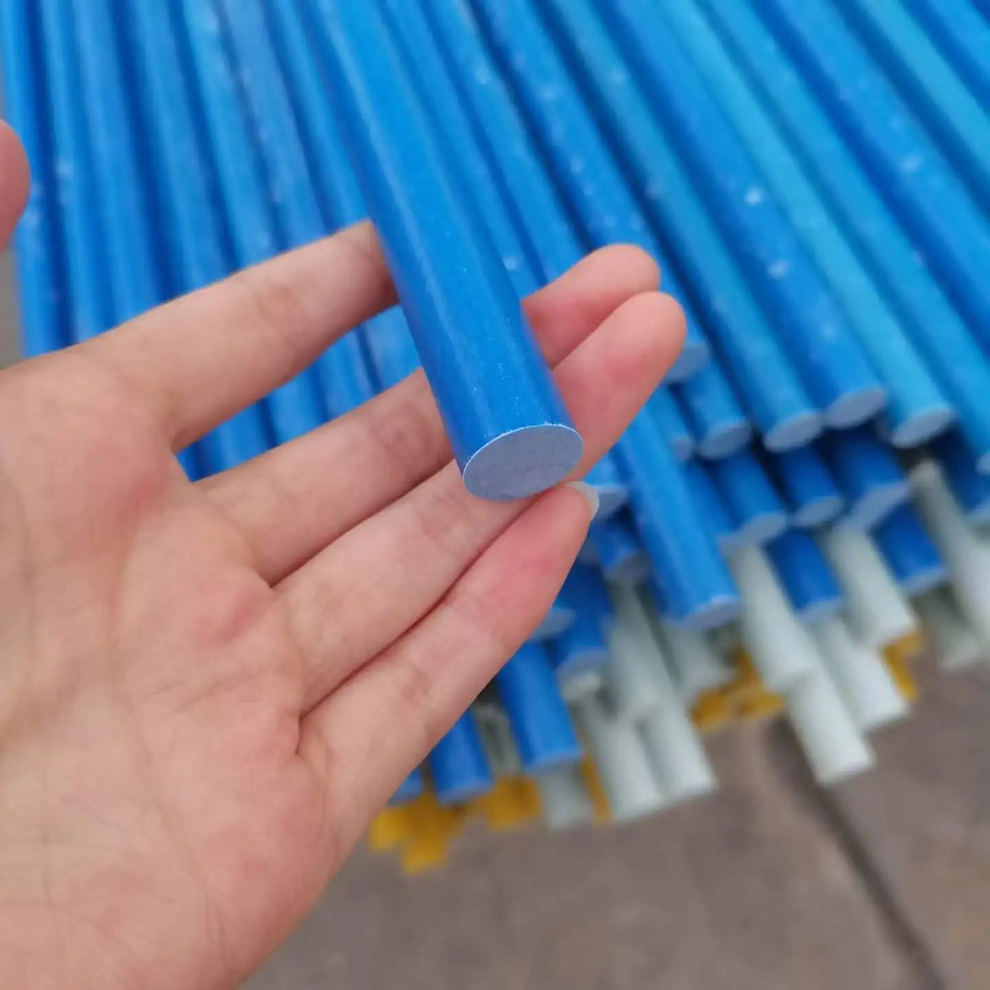 Solid Fiberglass Pultruded Fiberglass Rod Round Durable 15mm 12.7mm 10mm 8mm 6mm 5mm 4mm 3mm Fiberglass Rod