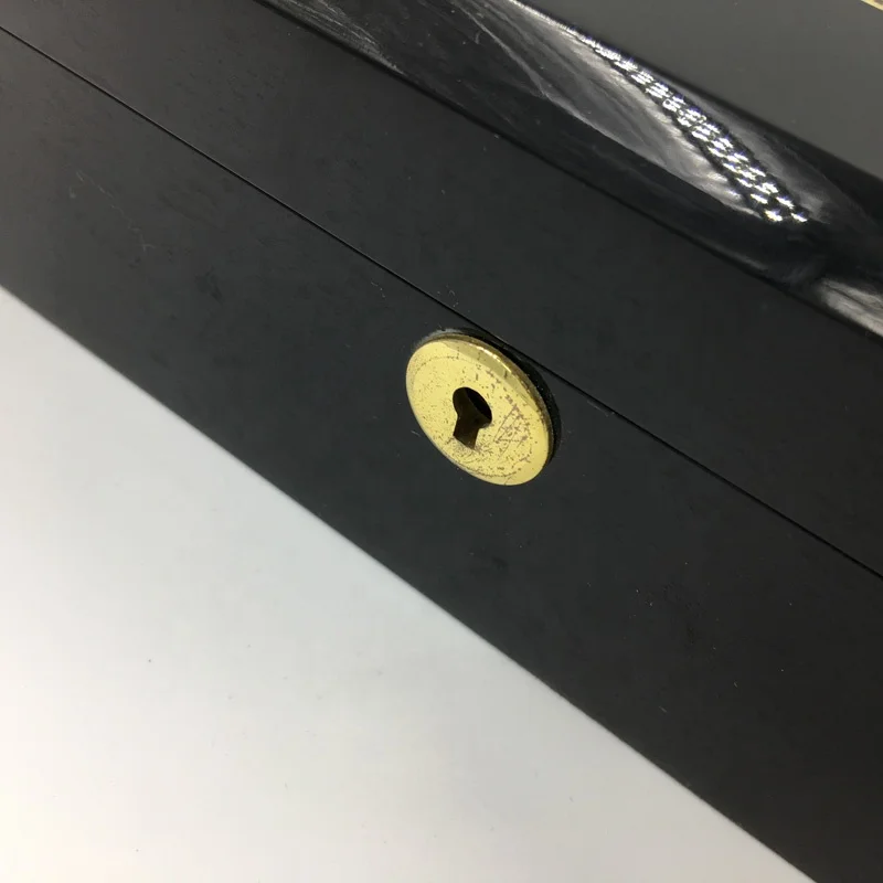 WoodBox factory Manufacturer Custom Square Hard Luxury Private Label Small Chocolate Box wooden box Packaging For Gift Product