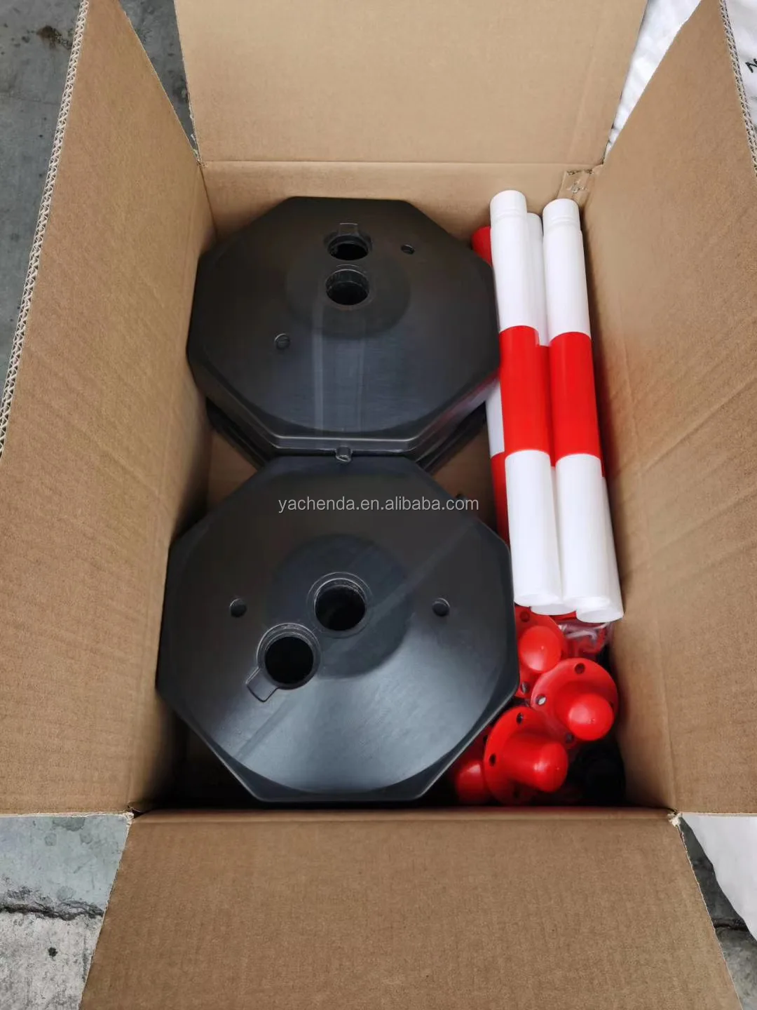 
yellow black white red, detachable traffic bollards, removable plastic water filled road post 