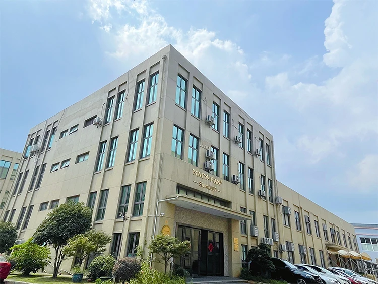 MACY-PAN Company hall