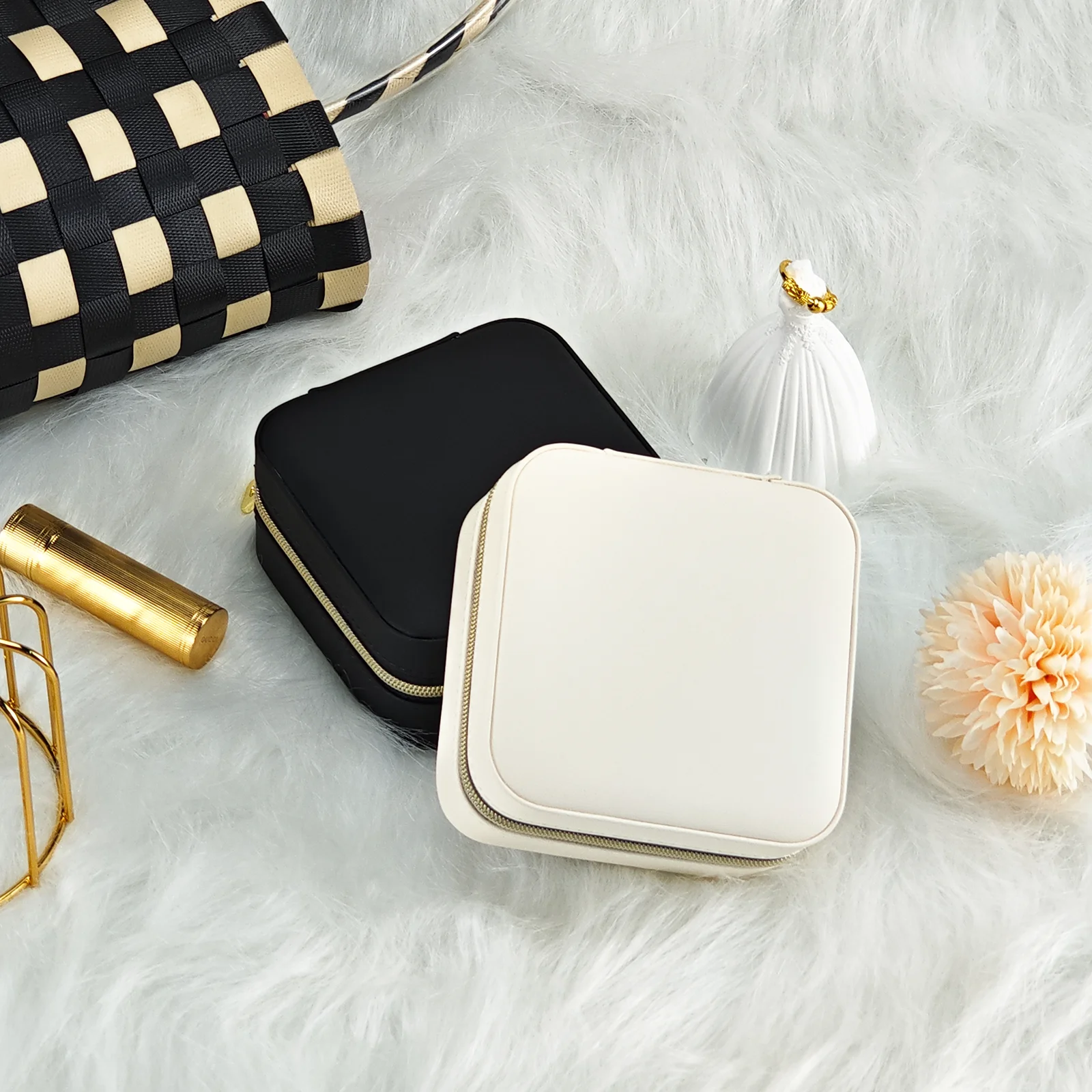 Quality luxury custom logo jewelry organizer box in store quickly deliver large jewelry box jewelry organizer