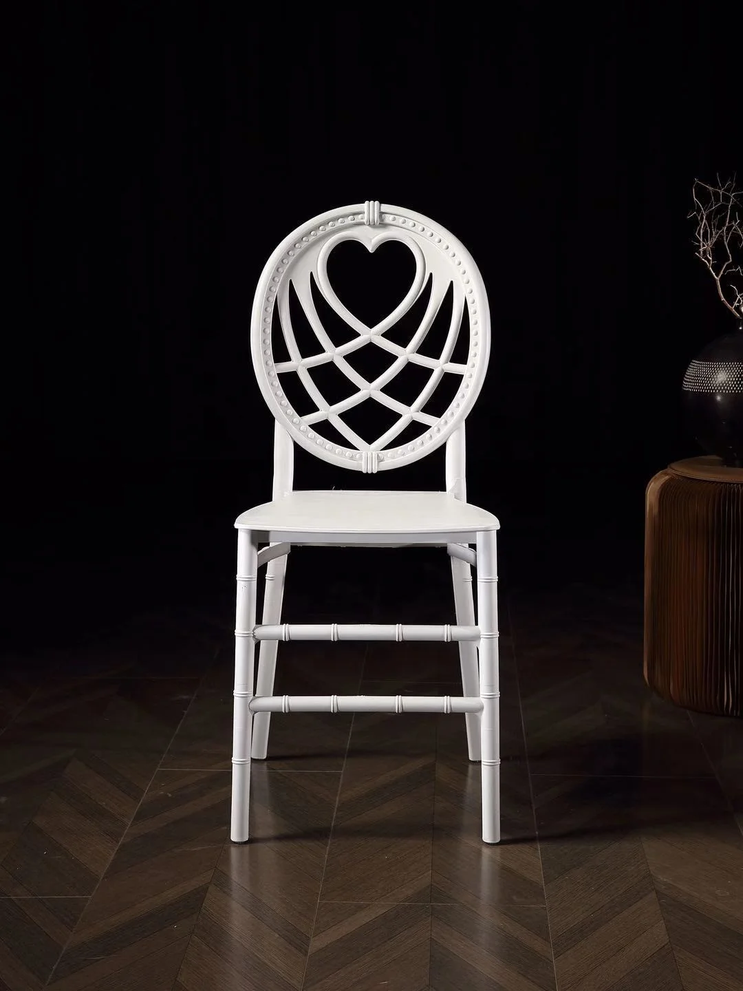 white stackable heart shape plastic pp chairs hotel chivari chairs events wedding dining chair