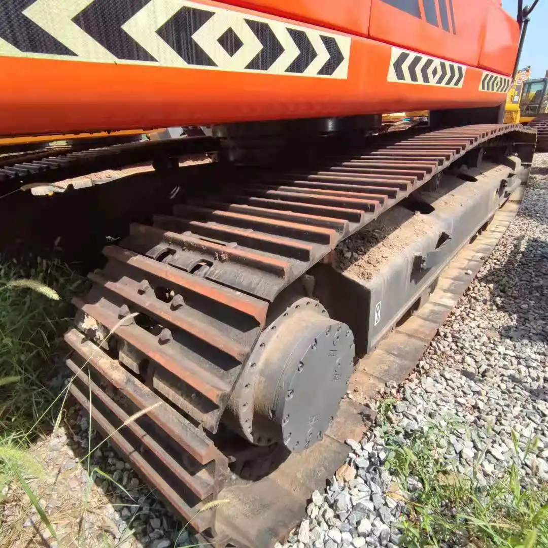 Original Korea used heavy DOOSAN machinery DOOSAN DX 300 in low price and good conditions for sale