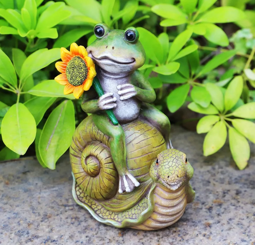 Garden Statues Frog Sunflower Gorgeous Art Decor Snail Figurine Ornament Pathways Yard Patio Lawn Office Home Indoor Sculpture