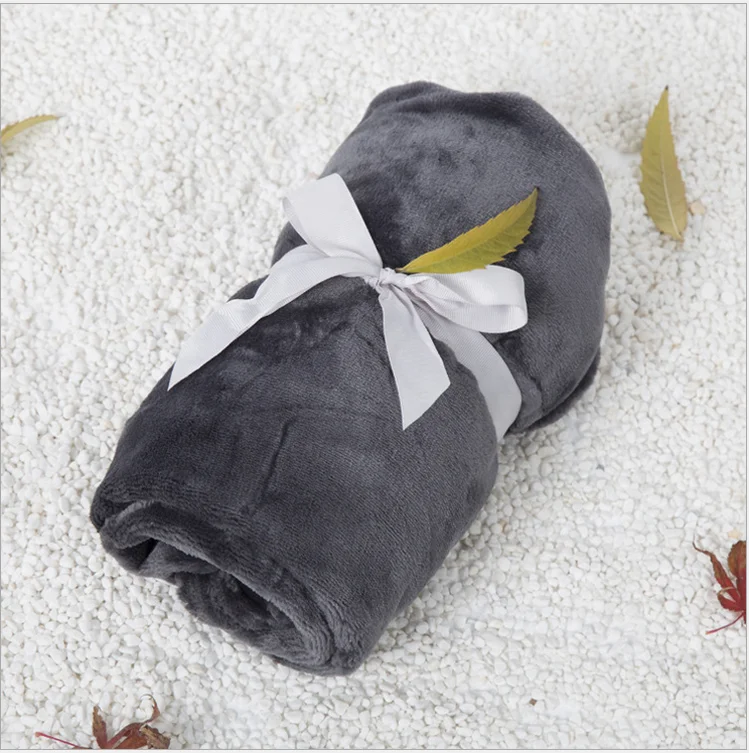 
Lively winter factory outlet warm soft cozy pet dog small custom flannel throw blanket 