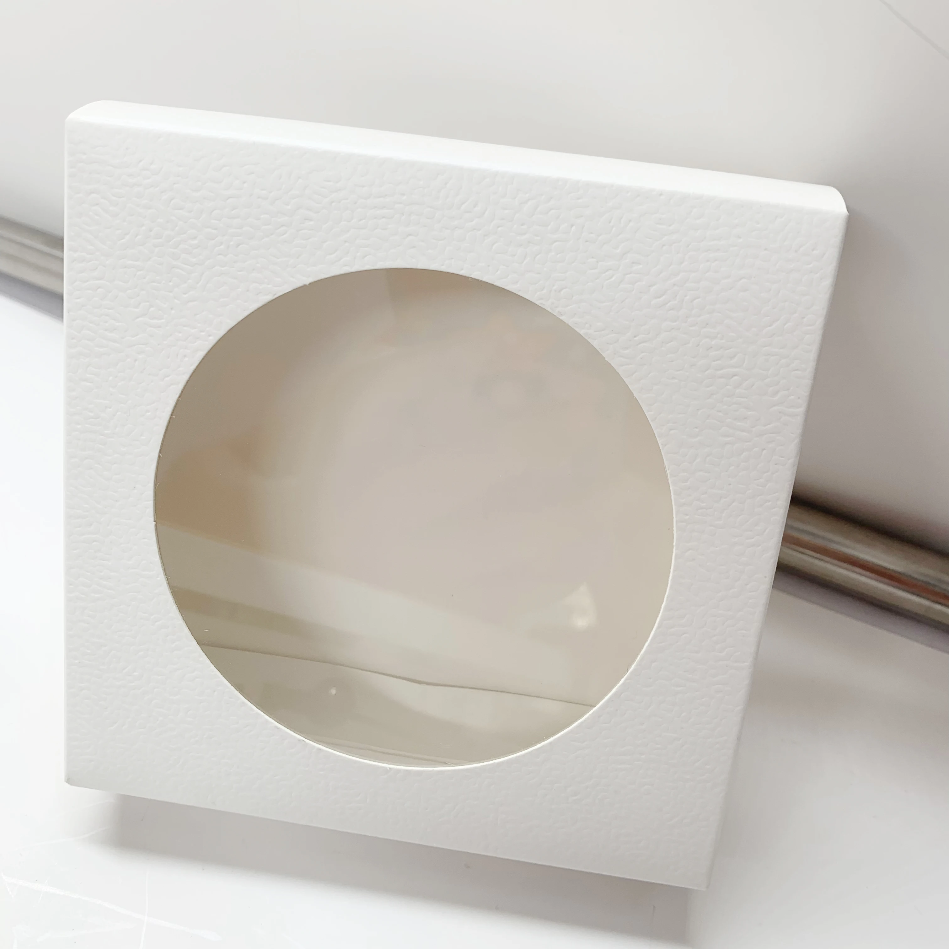 Eco-friendly textured small gift packaging ceramic plate  box custom paper boxes