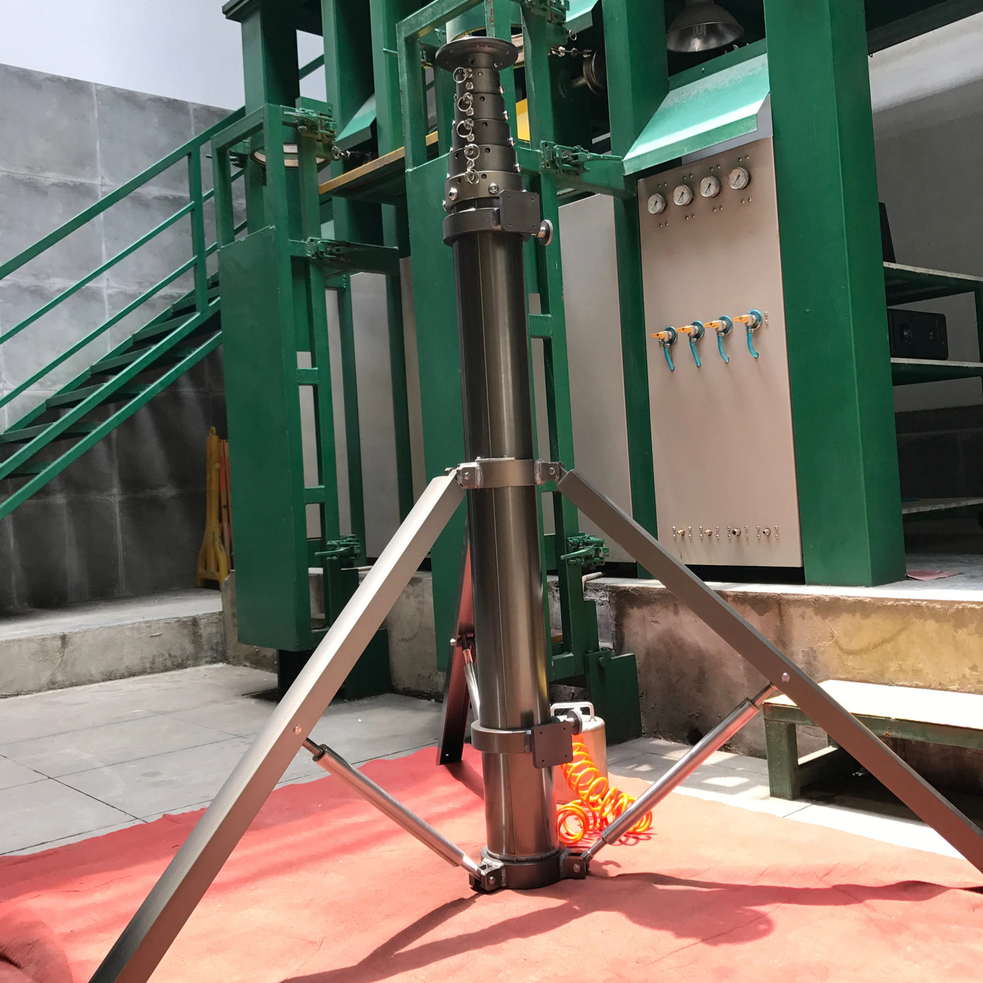 
6m telescopic mast with manual mechanical winch ham radio tower 