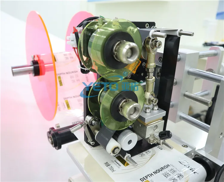 Factory price desktop semi automatic square flat bottle sticker labeling machine with date coding printer