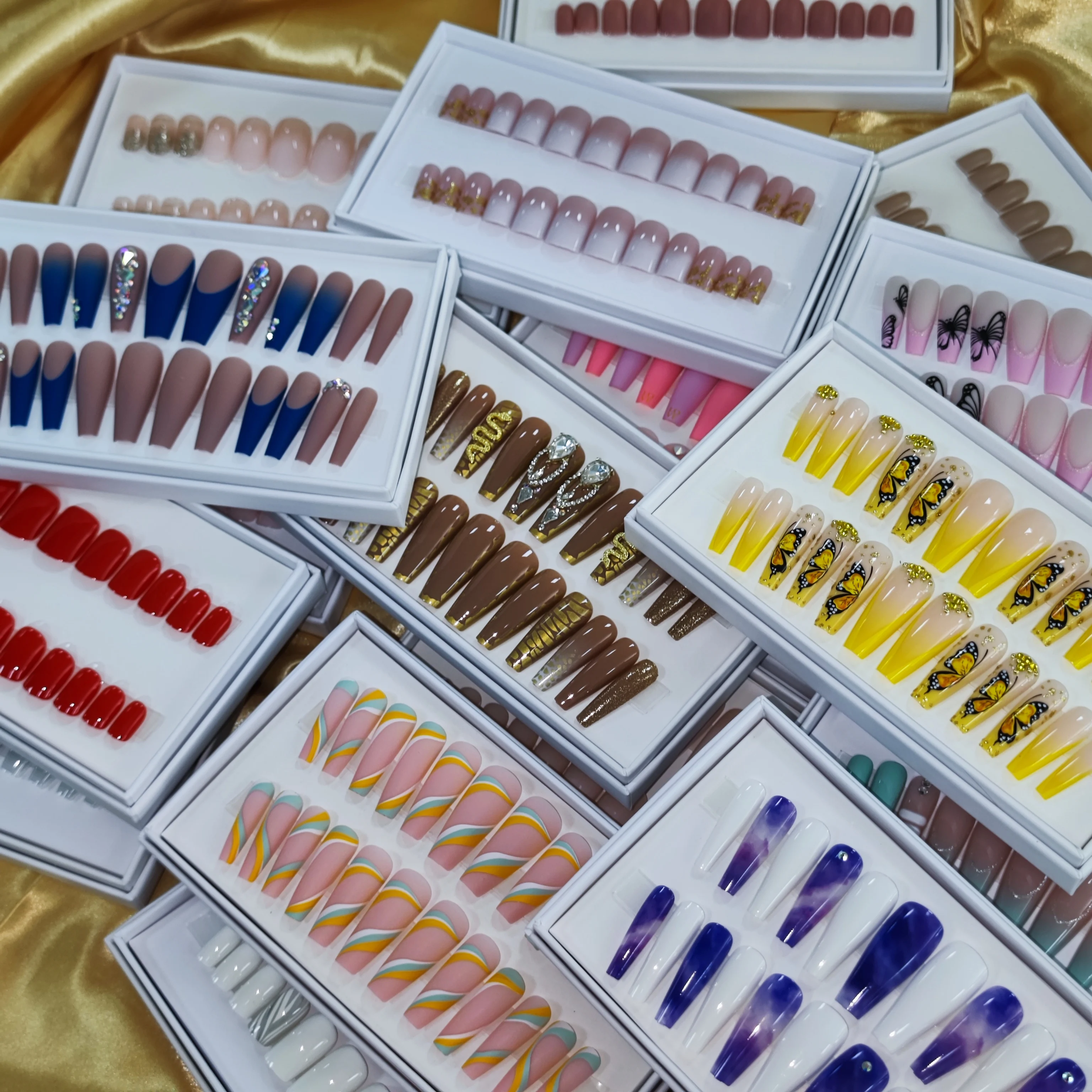 wholesale Acrylic press on nails False nail designer press on boxes customize logo faux ongles artificial fingernails