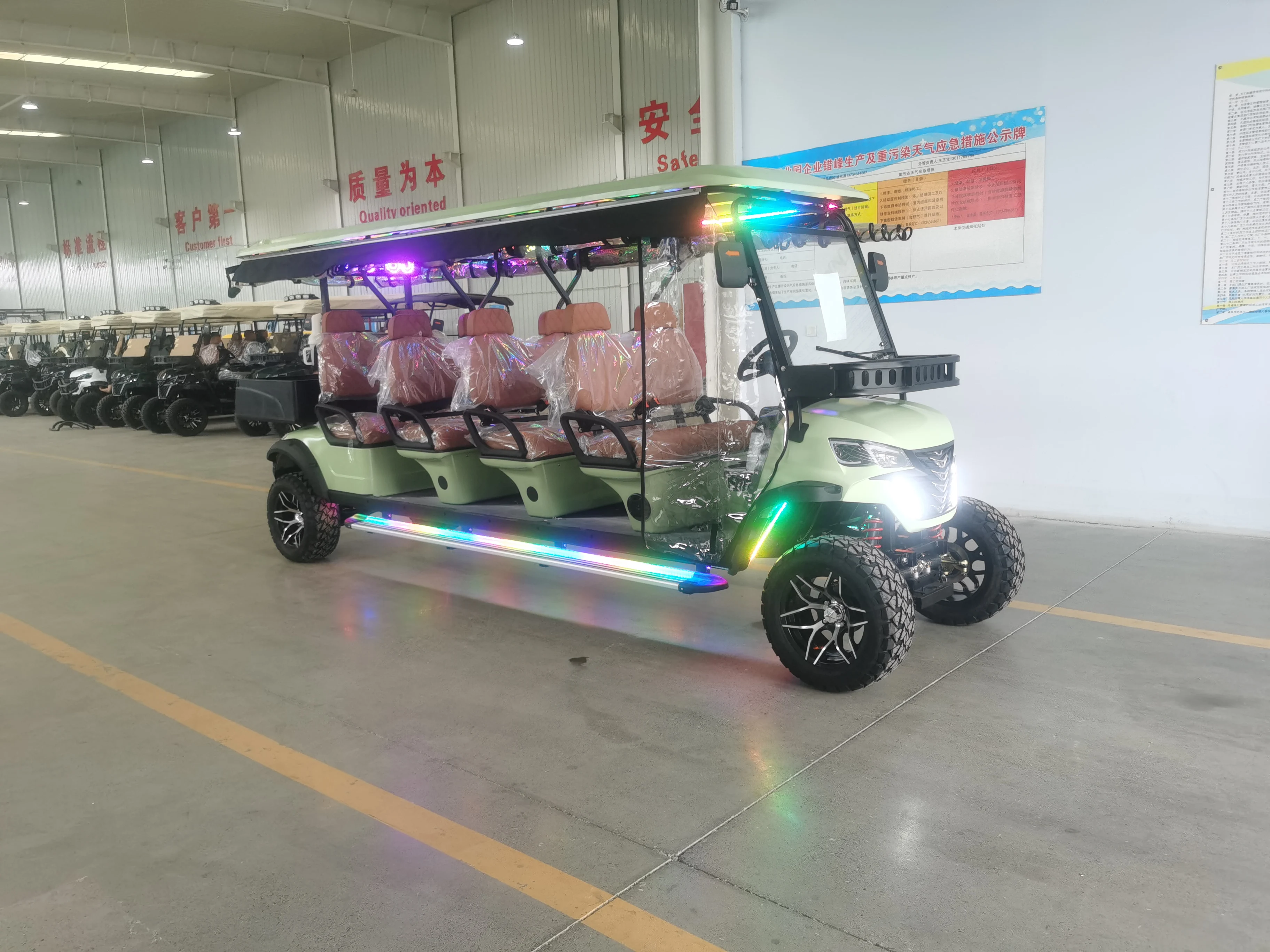 China supplier wholesale golf buggy with cargo box 8 seats off-road scooter new design electric golf cart