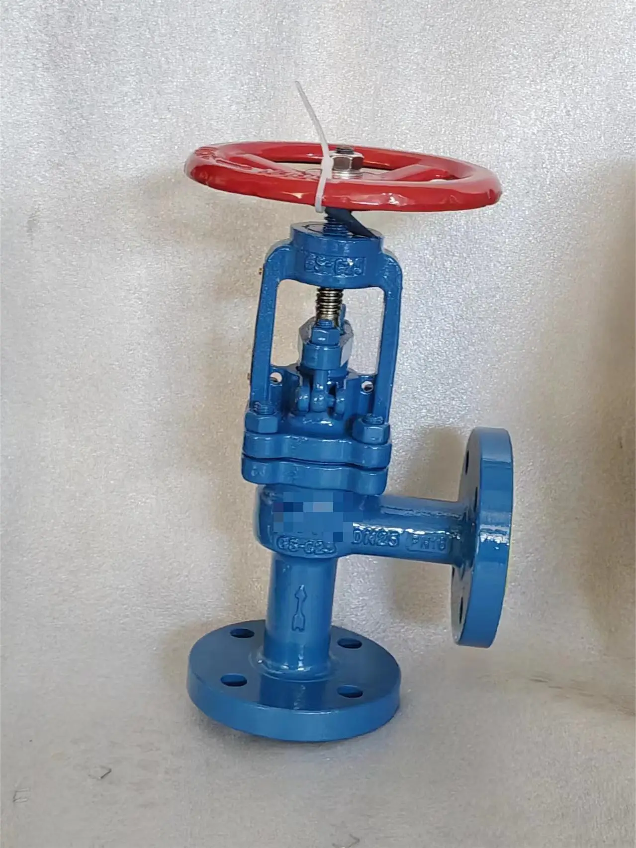 DIN STAINLESS STEEL ANGLE STOP VALVE  PN16