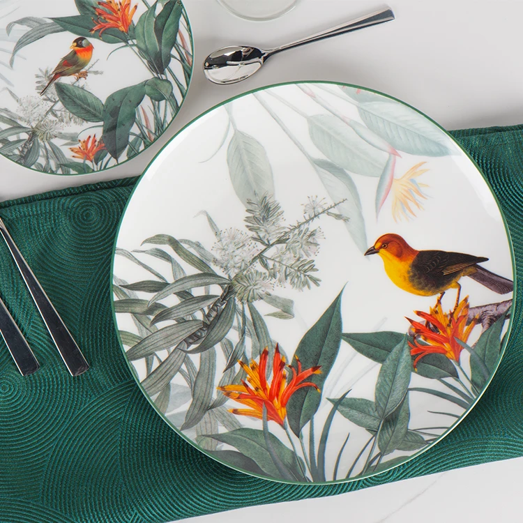 Hot sale Dinnerware Sets Luxury Round Tableware Fine Porcelain Dinner Flower bird Set Bone China