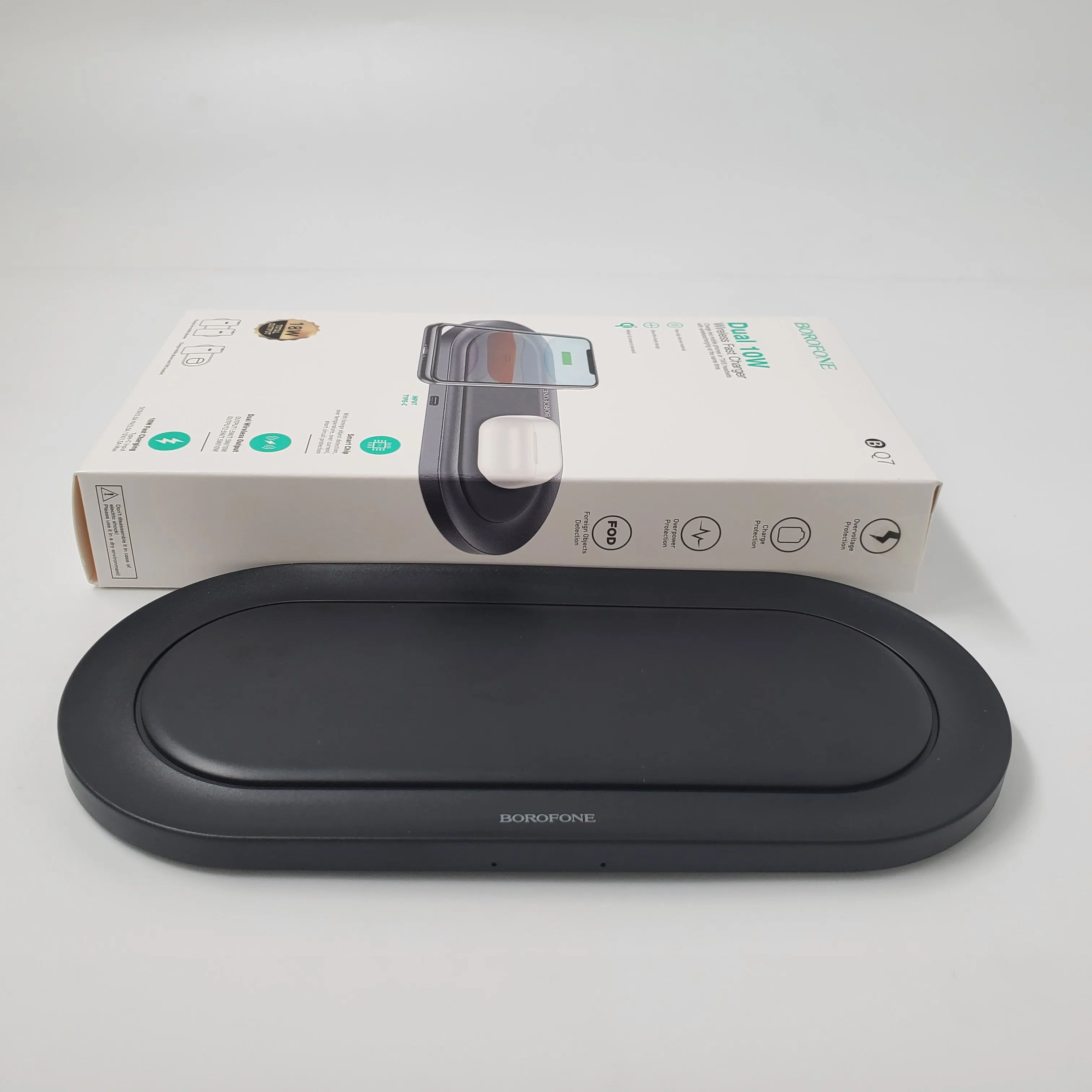 Best sellers universal  wireless mobile charger 2 in 1 wireless induction without interference portable charger