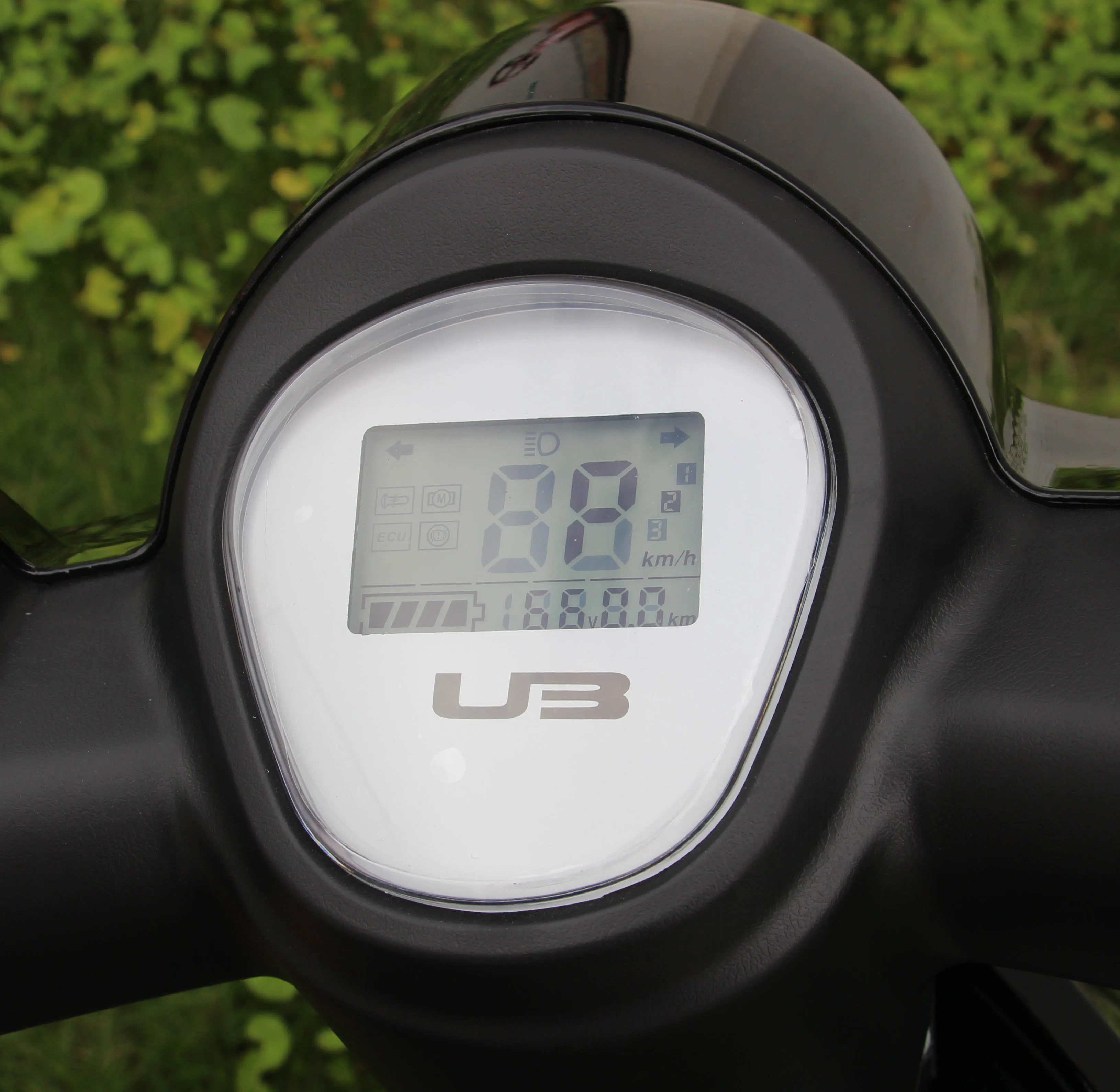 EEC China Electric Moped 1500w 60v 20ah Lithium Battery E Motorcycle Electric