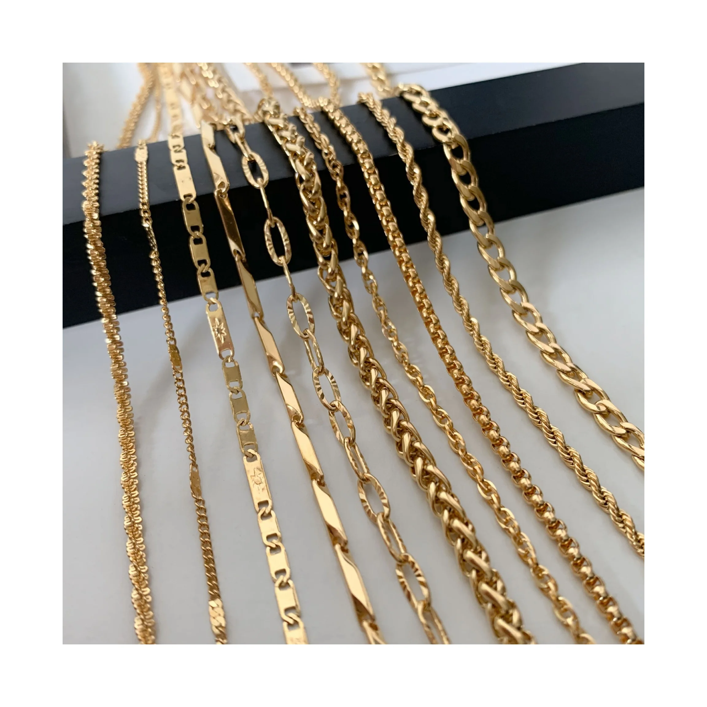 Custom fine jewelry necklaces Waterproof Stainless Steel Snake Figaro Paperclip Cuban Chain Choker Necklace For Man Women