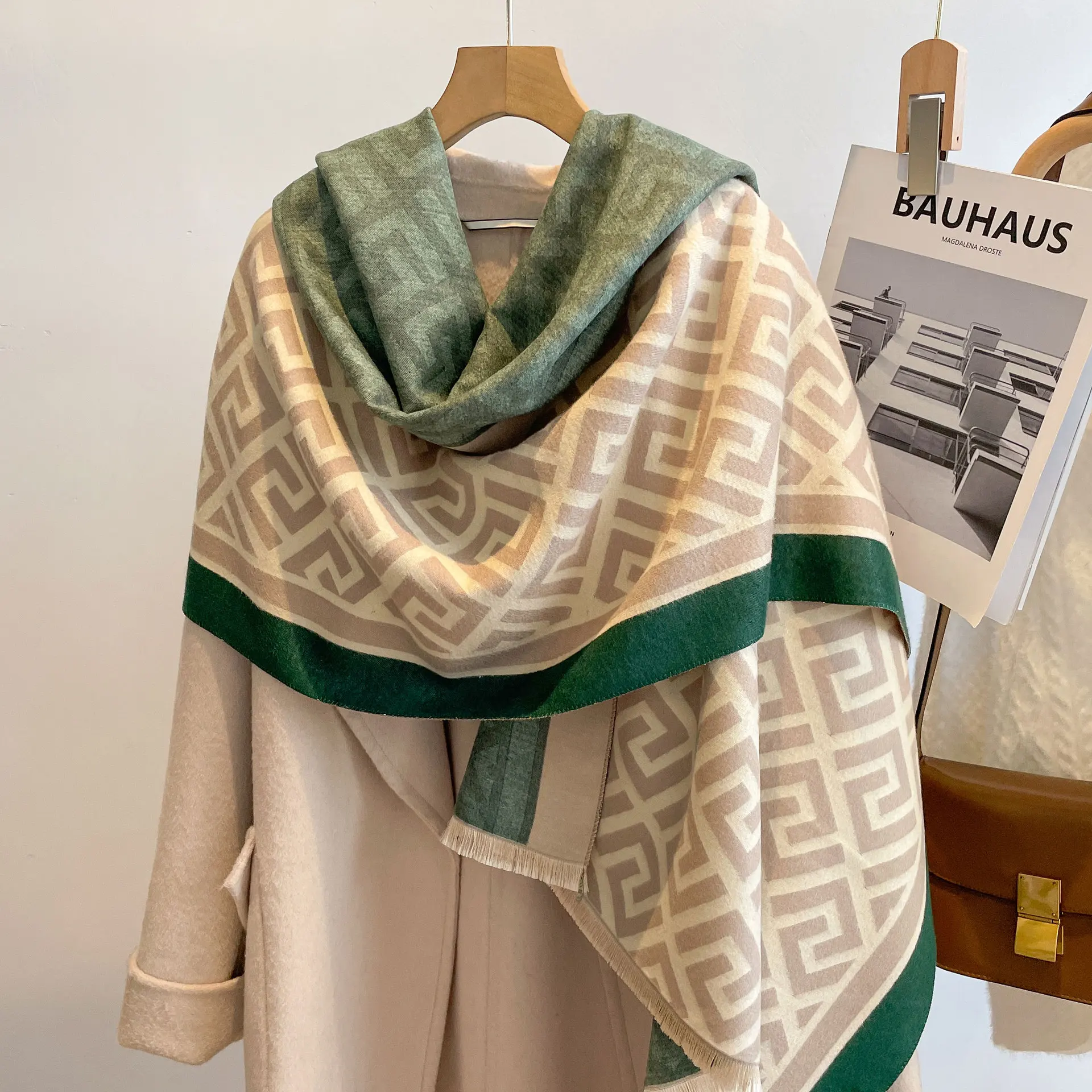 2022 Winter Designer Scarfs Zipeiwin Cashmere Shawls Fashion Long Stoles for Ladies