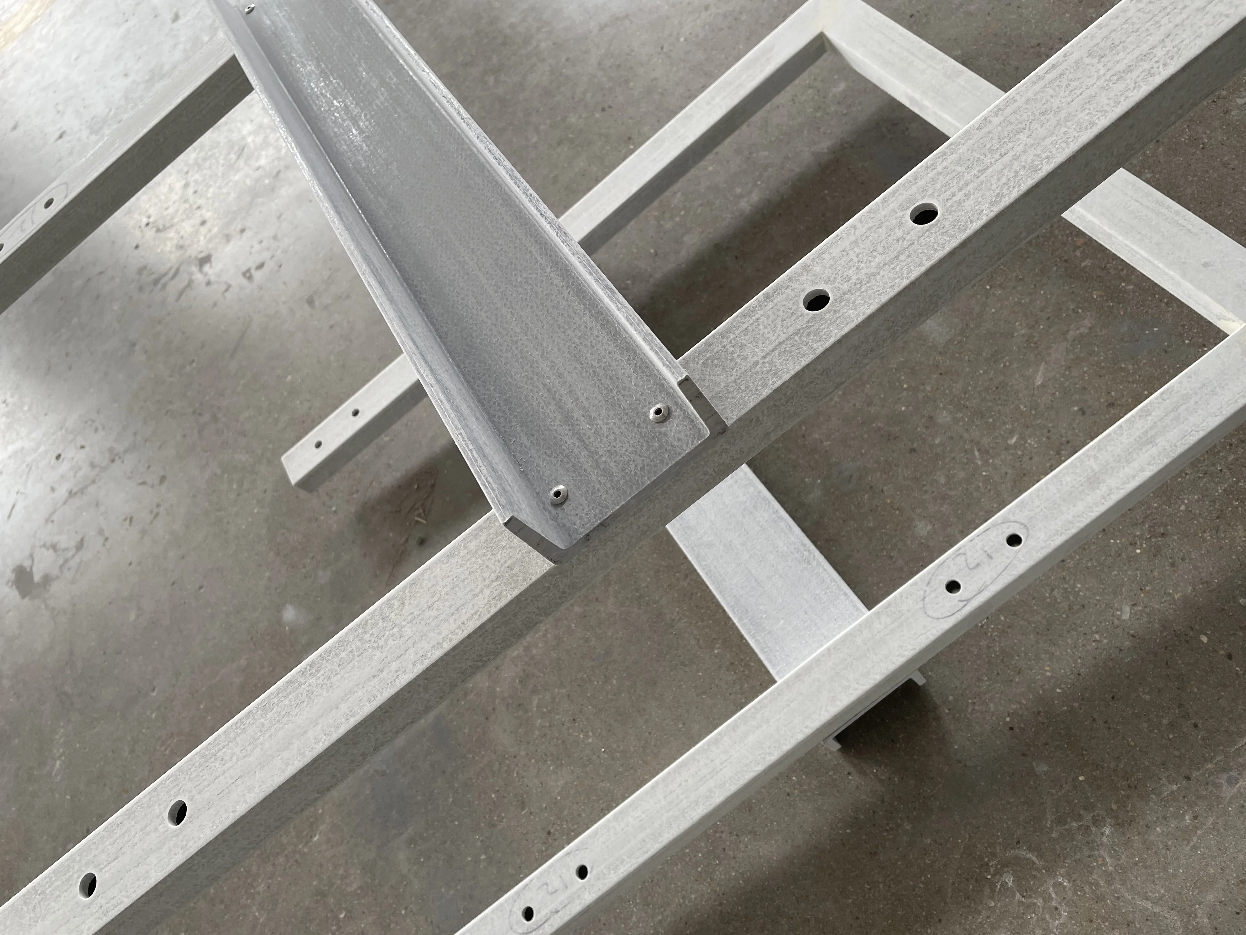 U-образный канал