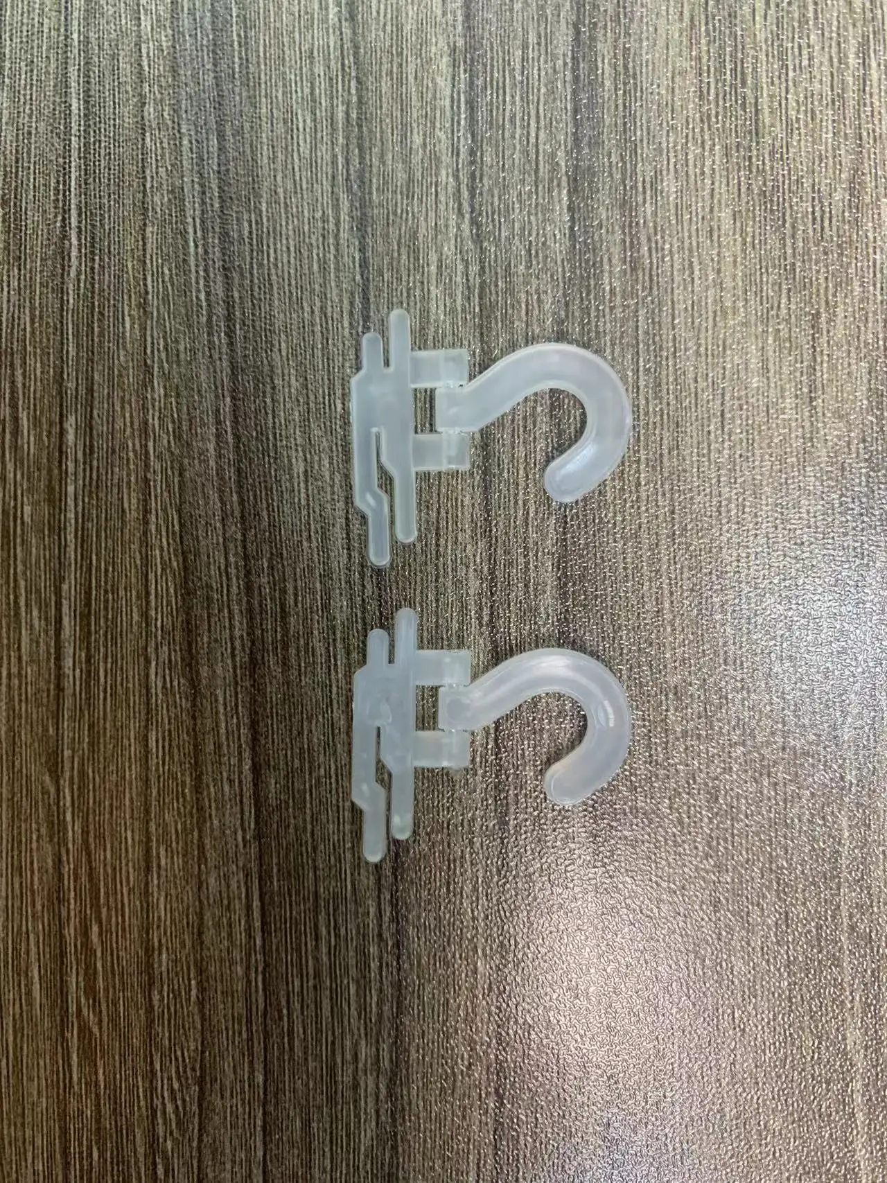 Wholesaler low price color custom plastic hook Plastic A4 Hanging Hook