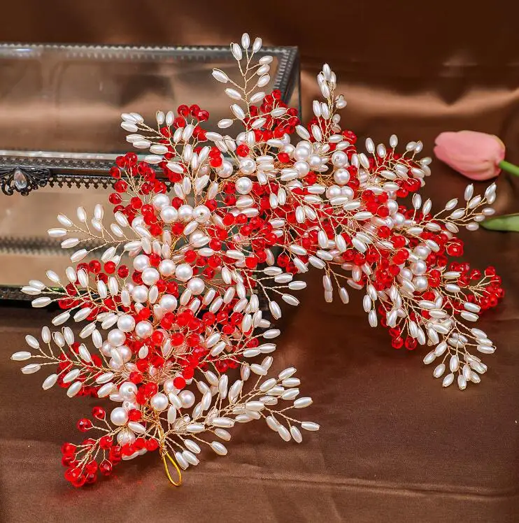 korean crystal brooch