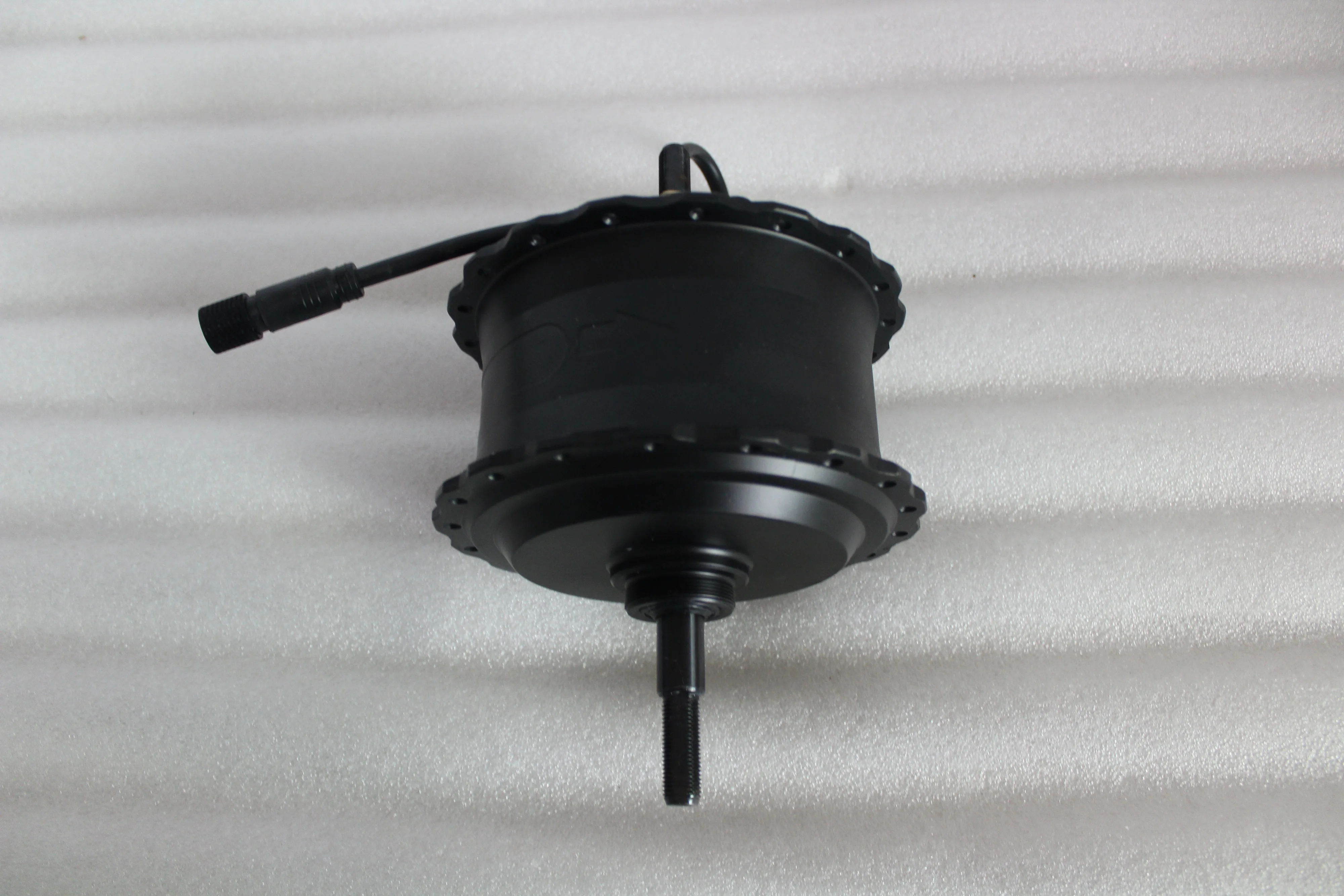 48V 500W Front Drive Electric Fat Bike Hub Motor Kit 26-Inch Electric Bicycle Kit