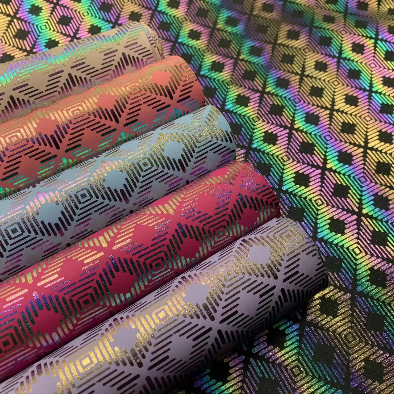 0.75mm Reflective Rainbow PU Synthetic Fabric Waterproof Abstract Geometric Figure Foiled Sofa Bag Furniture Garment Decorative