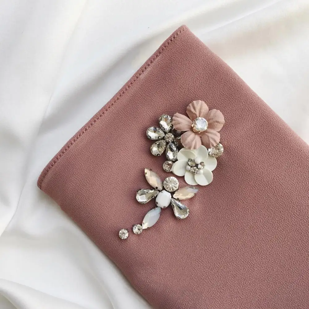 pleated Muslim Chiffon Hijab 75*180 With Beautiful Faux Jewel scarf