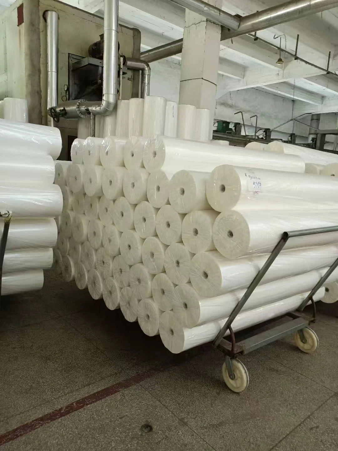 90 DEGREE HOT WATER SOLUBLE NON-WOVEN FABRIC