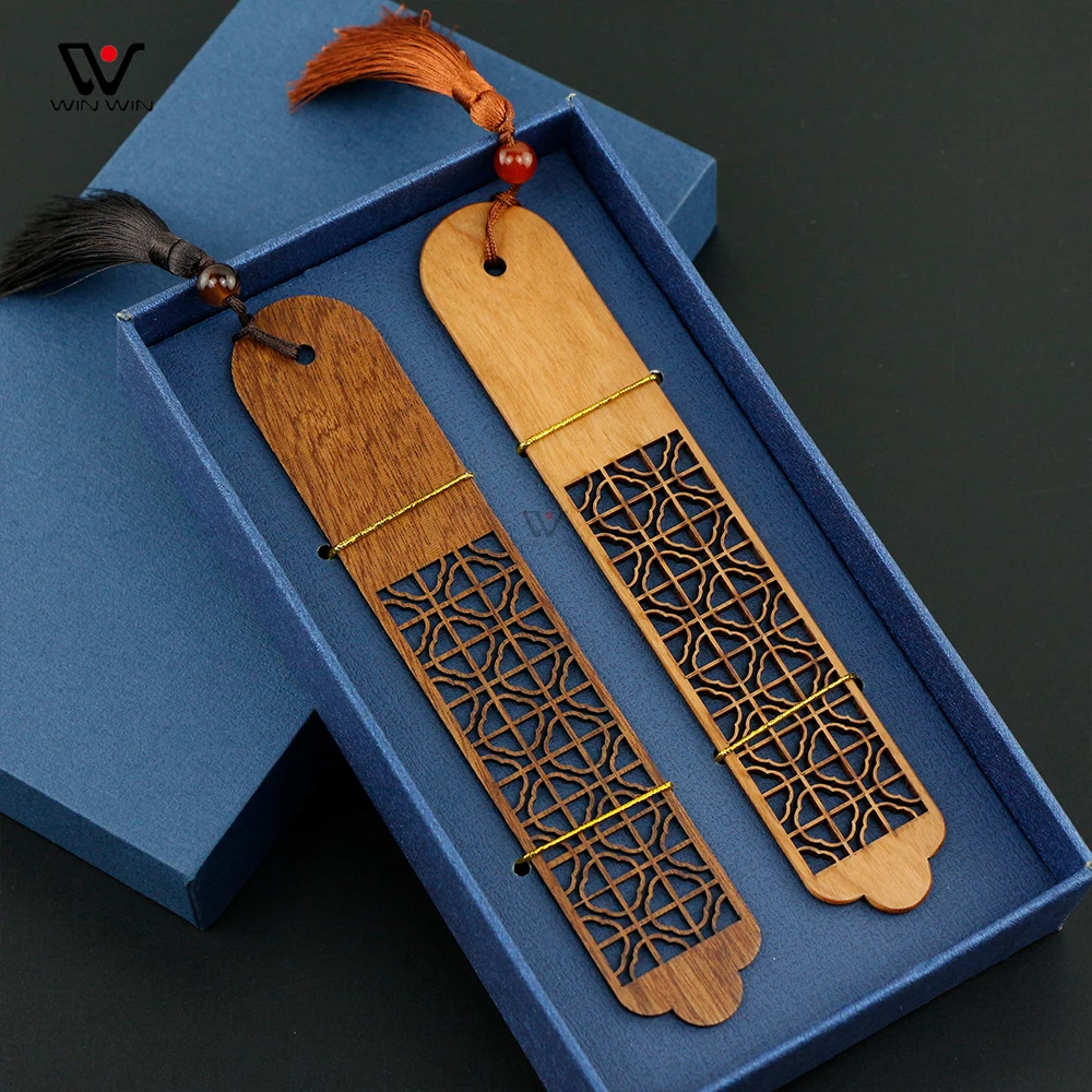 Custom Chinese Style Wooden Bookmarks Hollow Bookmark Bookends For Gifts Chinese Gifts
