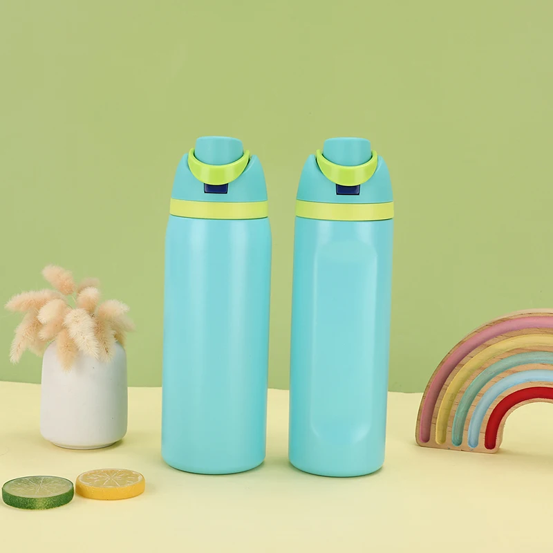 32oz Insulated Stainless Steel Free Sip Water Bottle with Straw for Sports and Travel, BPA-Free, 32oz O Walas Water Bottle