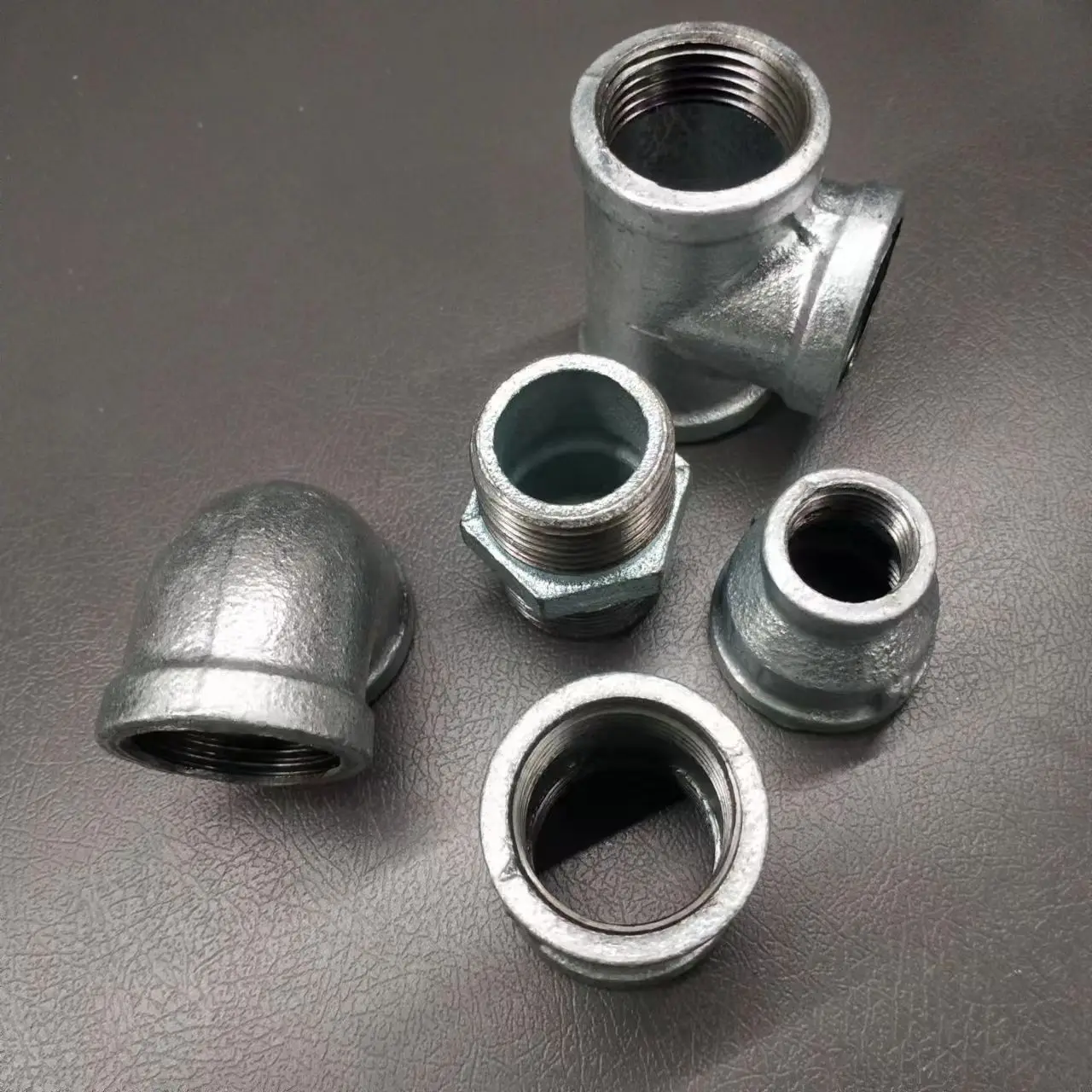 Galvanized nace standard malleable reducing elbow