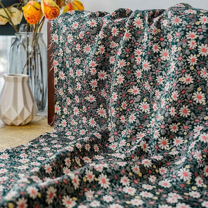 Brocade Jacquard Good Quality Metallic Yarn-Dyed Fabric for Fashion Dress