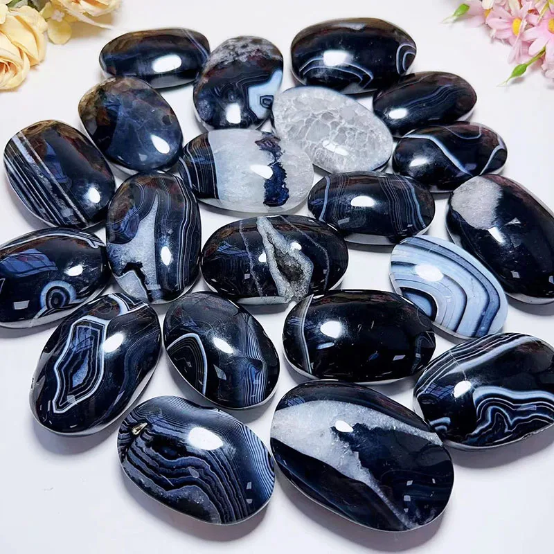 Black Onyx Hand Carved Crystal Palm Stone Agate Banded Natural Black Onyx Carved Crystal Healing Stone For Decoration