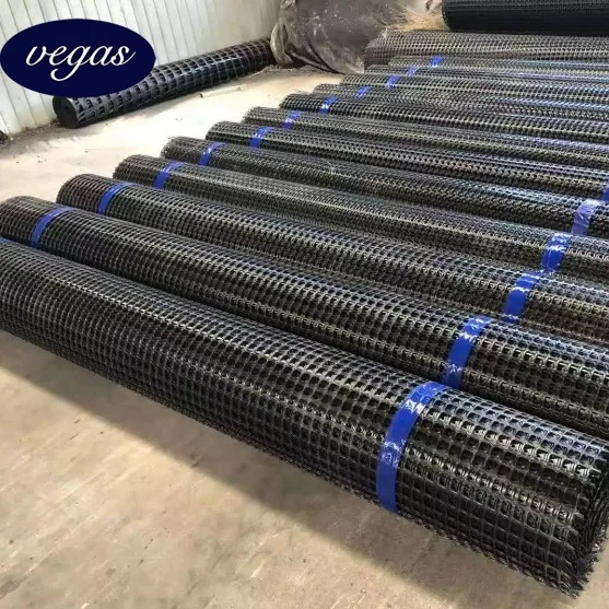 Vegas PP Biaxial Unixial Geogrid 35kn 15kn  Plastic fencing net for chicken farm geogrid price