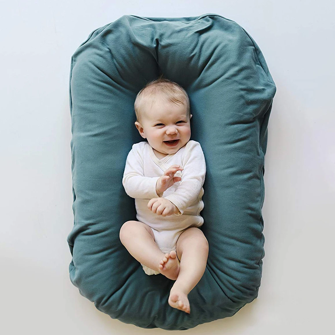 
Baby Portable Bionic Bed Lounger Bed Infant Nest Cosleeping Crib Soft Sleeping Baby Bassinet 