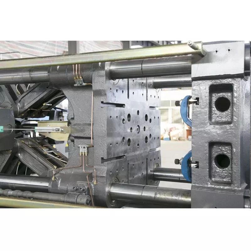 Manufacturers sell various styles of injection molding machines, new second-hand mold injection molding machines