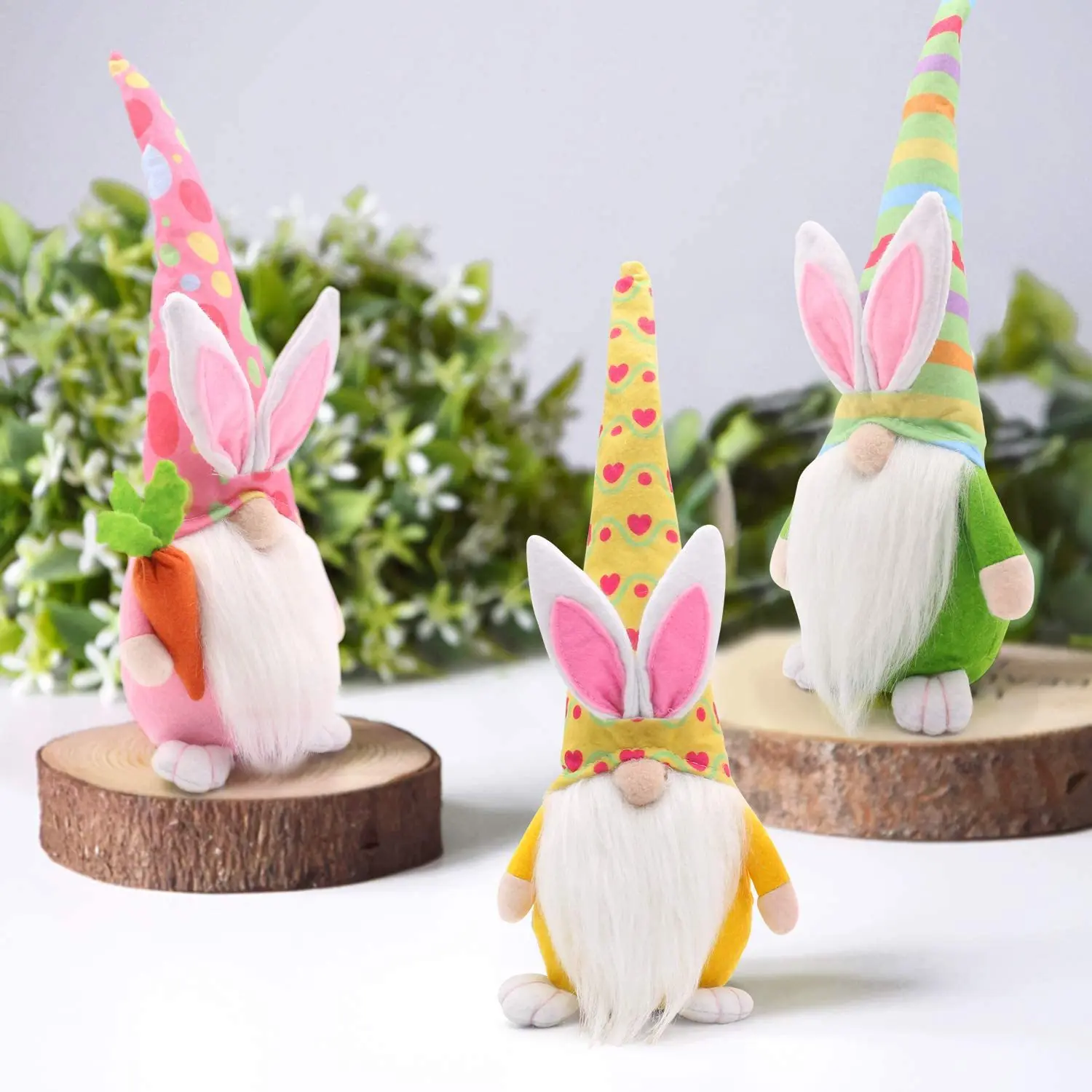 The Easter bunny hug carrots long hat color gnome doll doll elves furnishing articles home decoration products