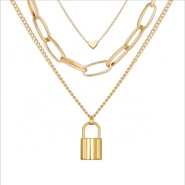 New product ideas 2023 Fashion Retro Lock and key Pendants Gold Necklace Chain Heart Choker Necklaces with Multilayers