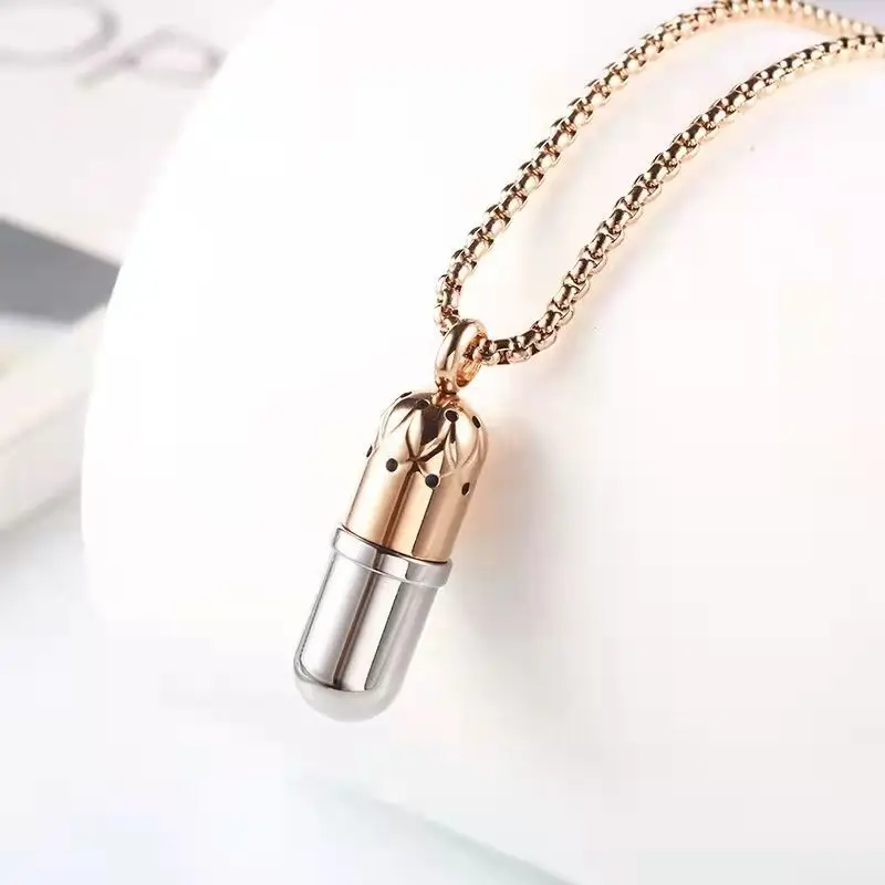 Capsule perfume bottle necklace for men niche design titanium steel pendant fragrance perfume essential oil non tarnish necklace