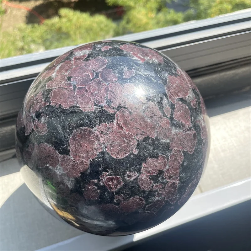 Firework Stone Garnet Ball Natural Healing Crystal Astrophylite Garnet Sphere for Decor