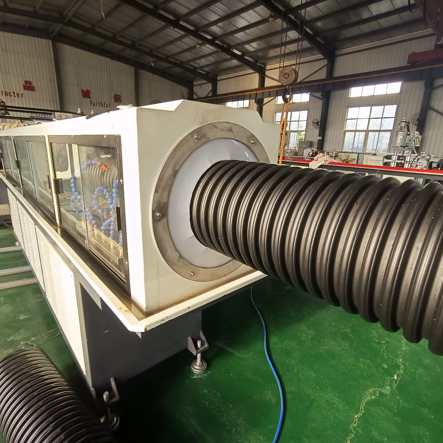 DWC pipe extruder machine manufacturing double wall corrugated HDPE underground drainage pipe