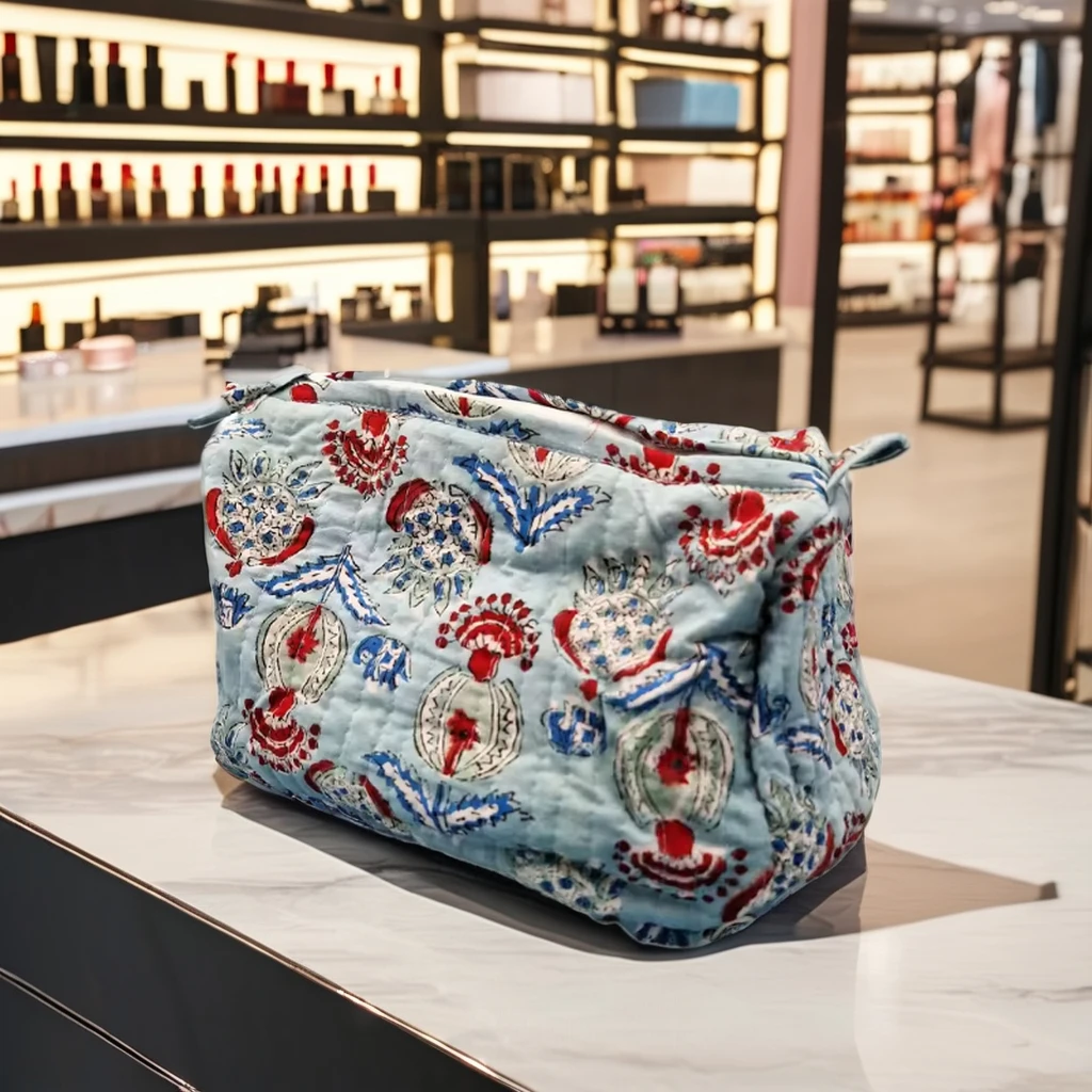 Custom Quilted Cotton Cosmetic bag Floral Printing pattern Cosmetic bags Travel Storage Portable Beauty Makeup bags