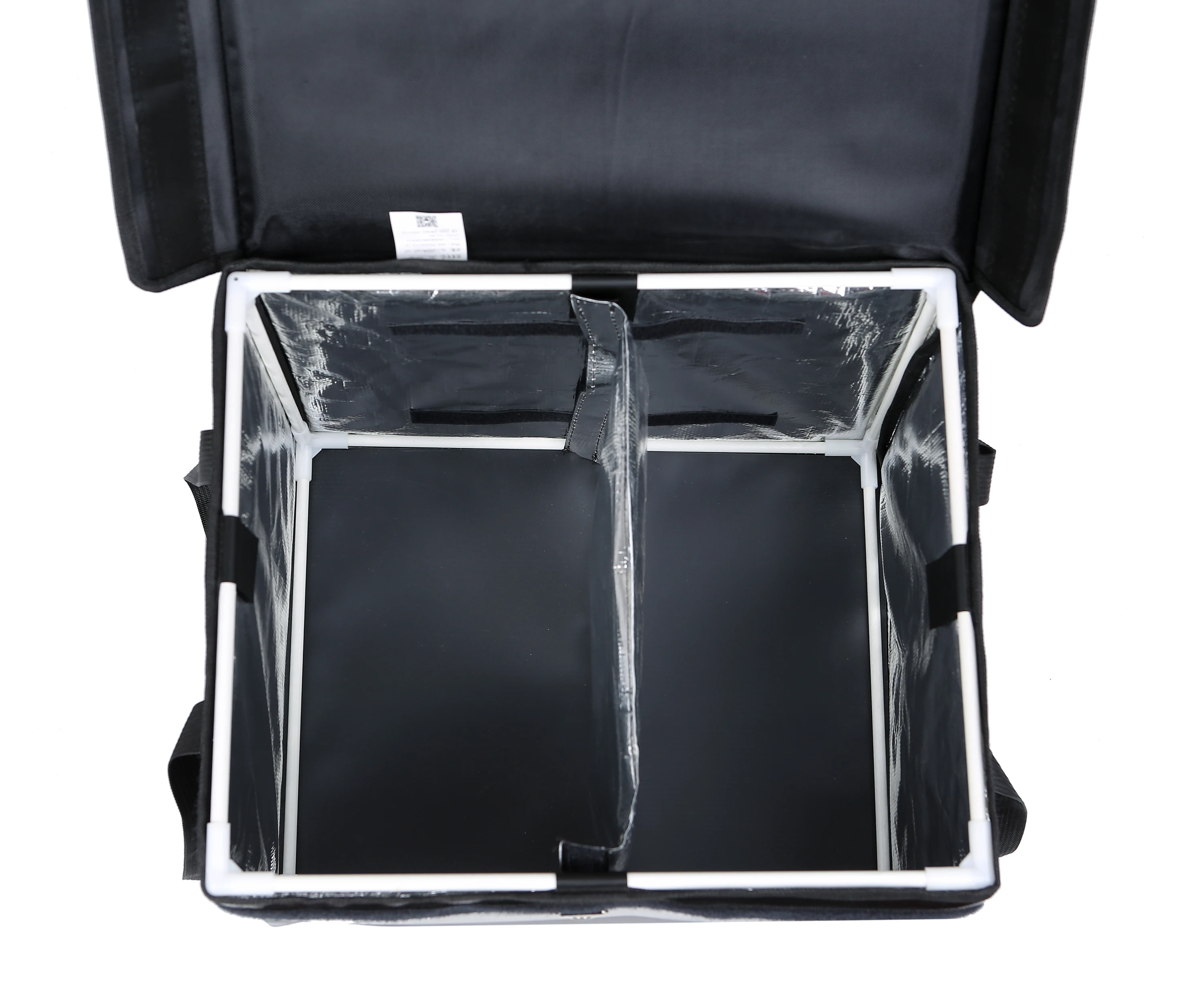 Large-capacity, takeaway incubator, can be used when going out with straps