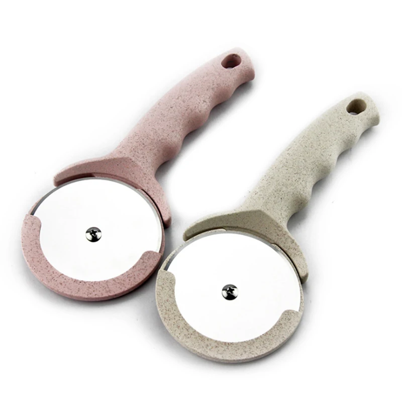 Pizza cutter kitchen supplies Hob baking tool baking wheel knife pizza cutter roller cookie cutter