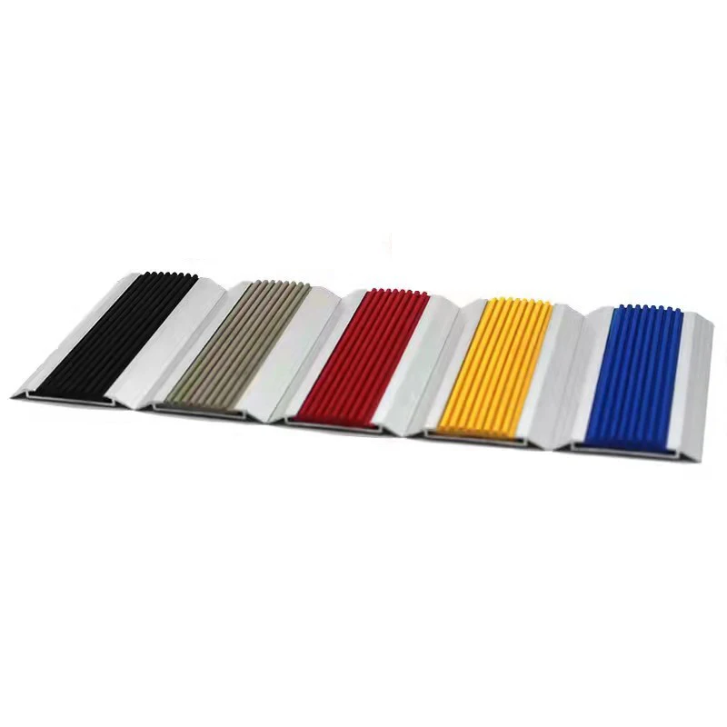 Anti Rubber Staircase Non Slip Outdoor Treads Aluminium Stair Nosing