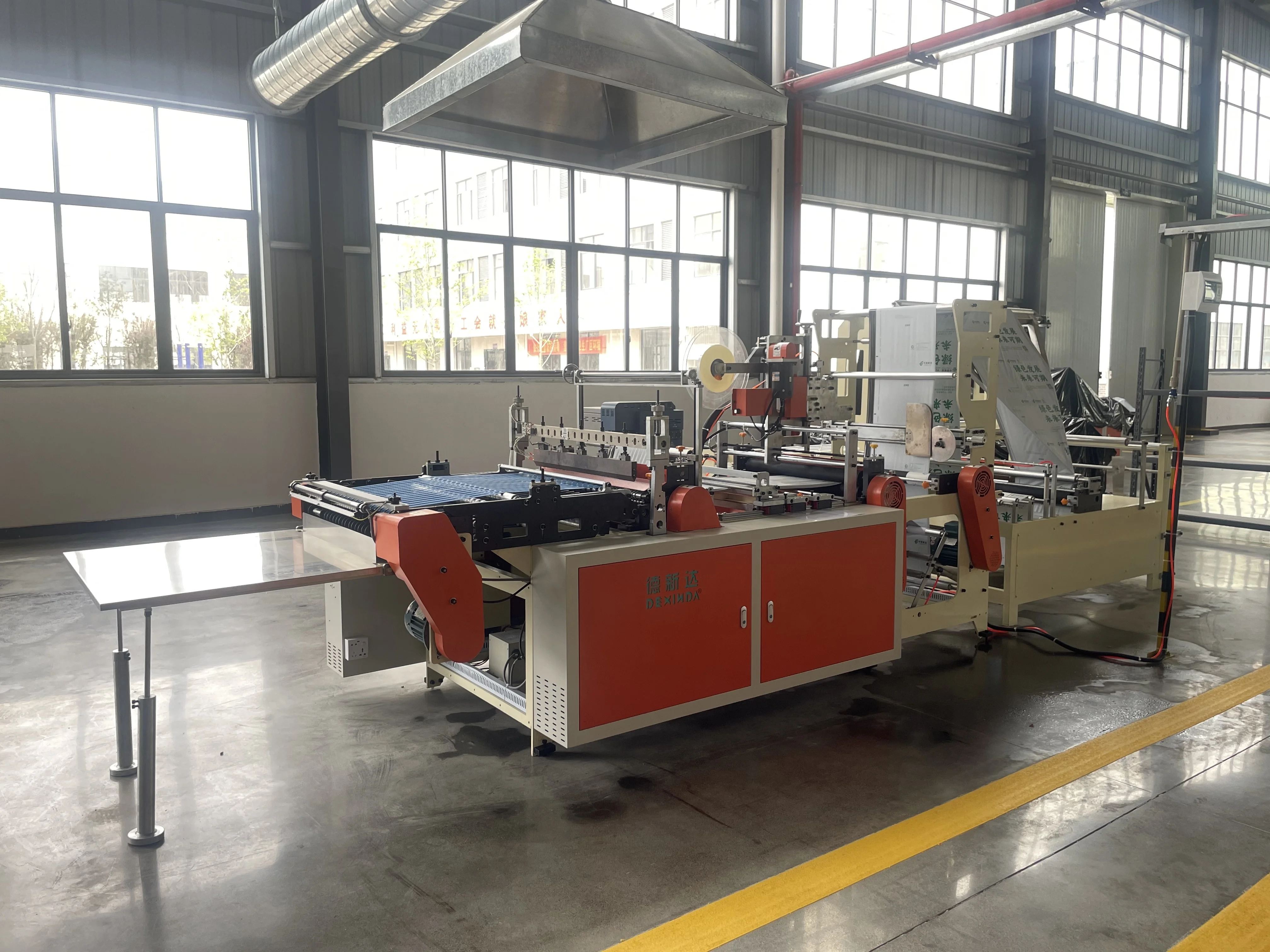 Dexinda Automatic Plastic Courier Bag Packaging Pla Material Making Machine For Express