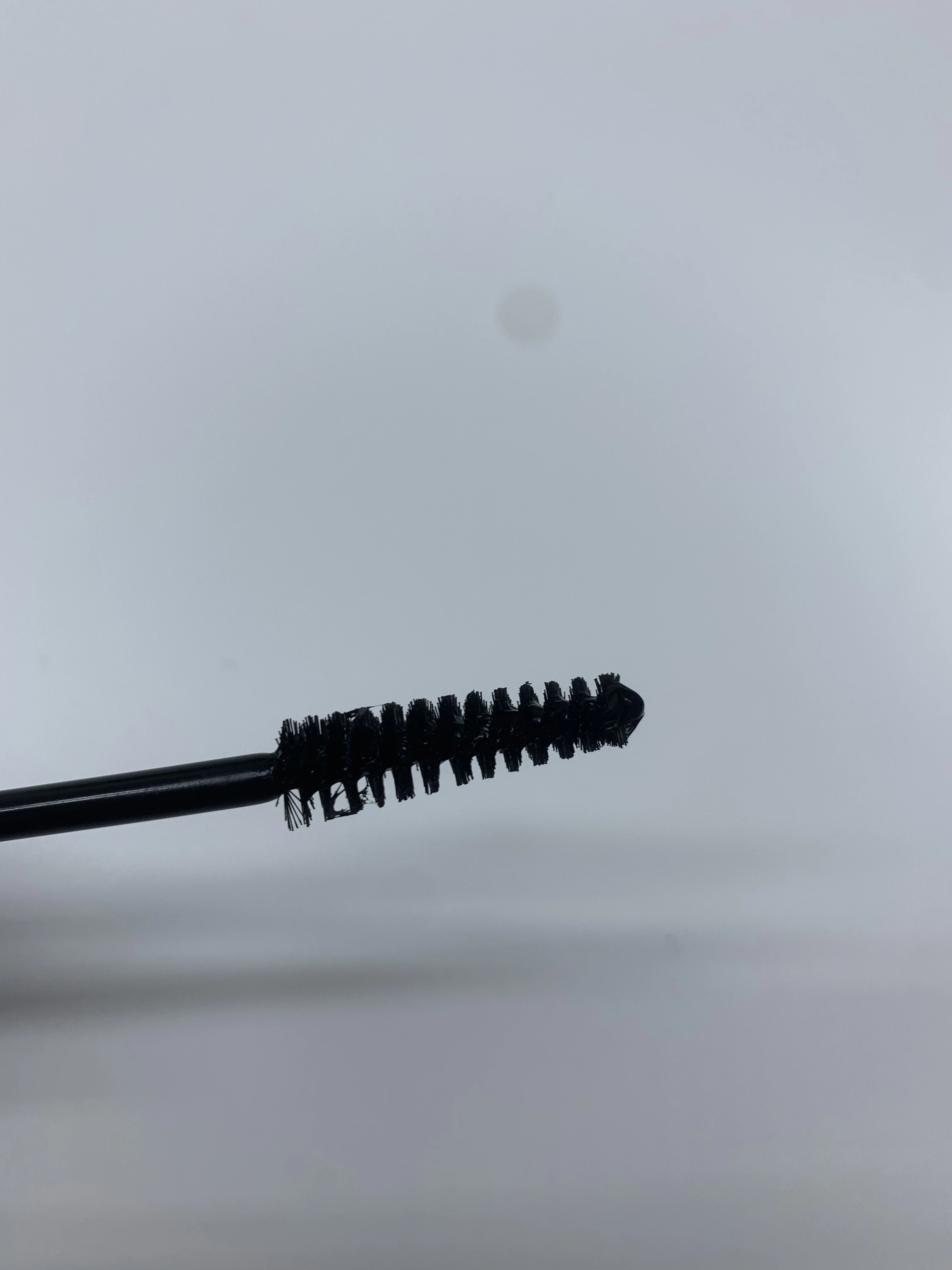 LORA 2024 best-selling wholesale black mascara waterproof curl naturally does not stain easily