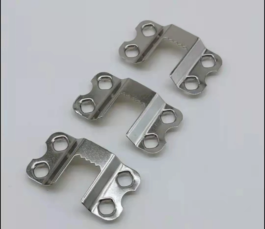 any size customised wholesale photo frame accessories triangle photo frame hook for hanging with screw